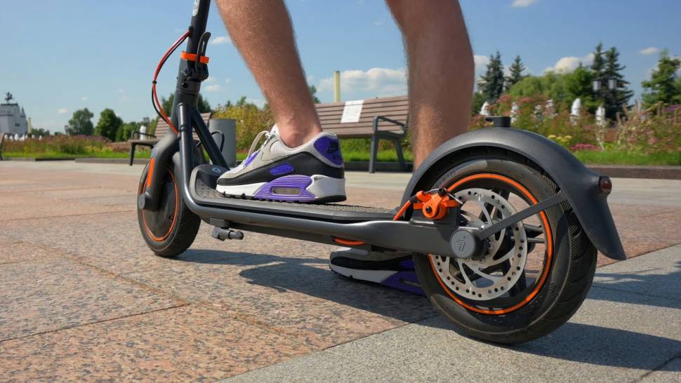 Электросамокат Ninebot KickScooter F40A (Черный)